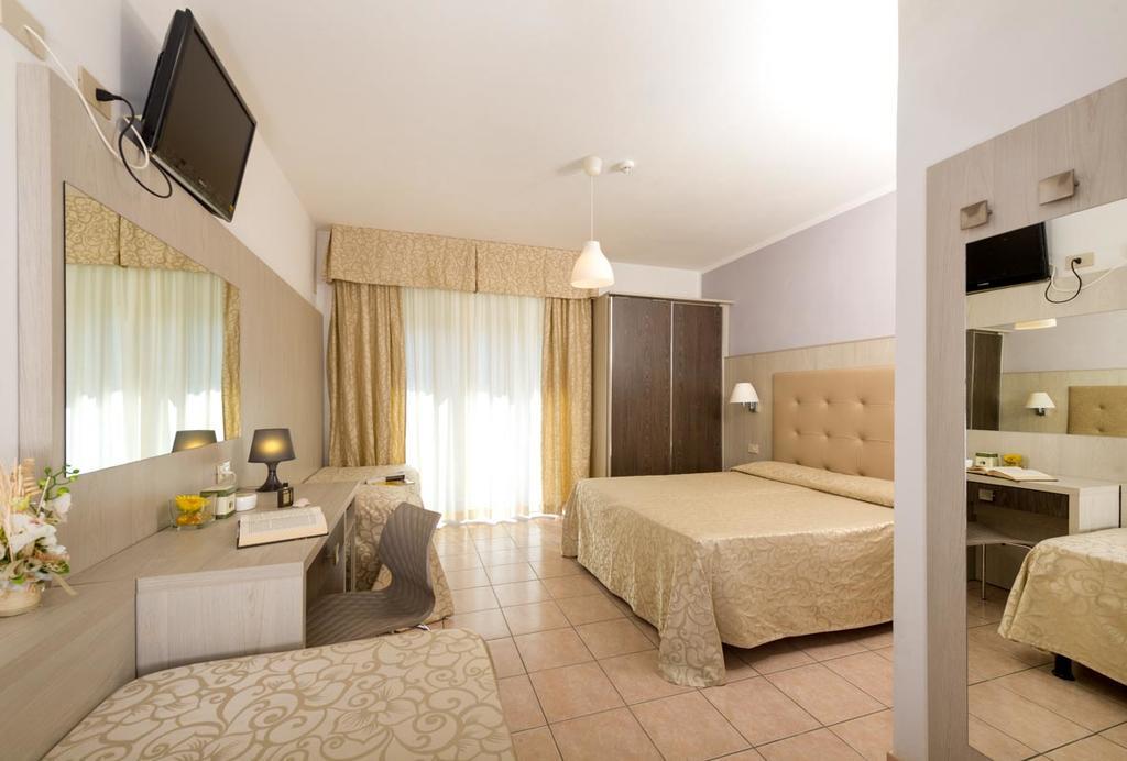 Hotel Dei Tigli Lido di Camaiore Zewnętrze zdjęcie